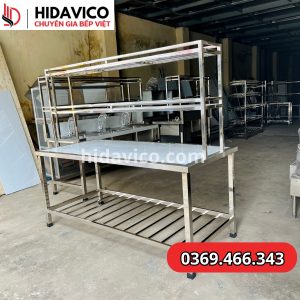 bàn chắt inox có giá để gia vị
