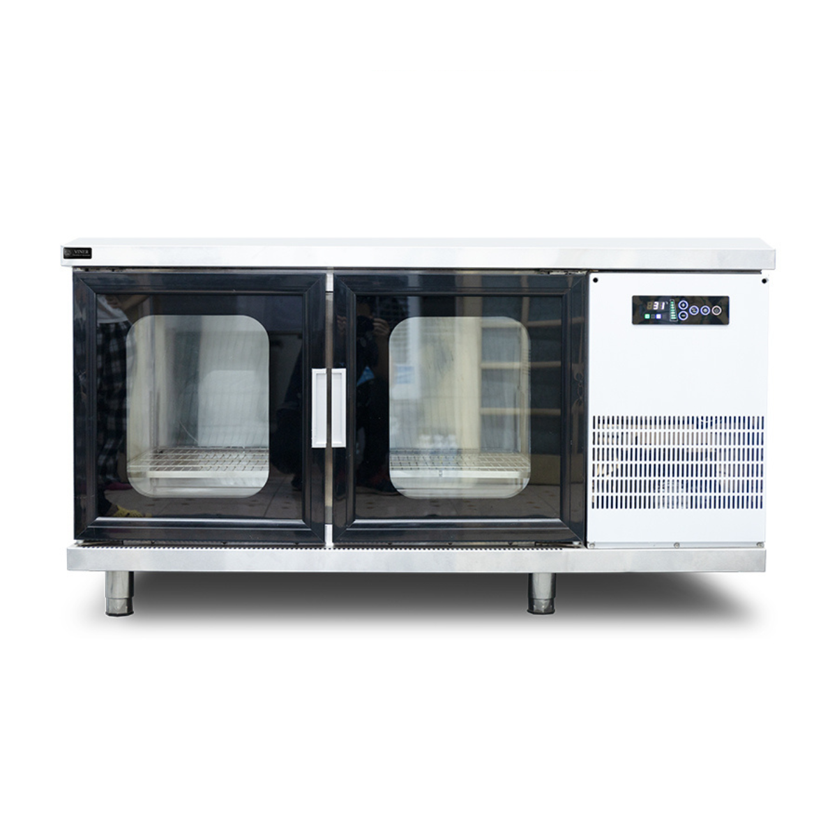 tu-ban-lanh-canh-kinh-1m5-Viner
